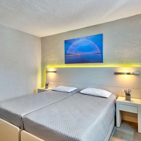 Halaris Rooms Ermoúpoli Extérieur photo